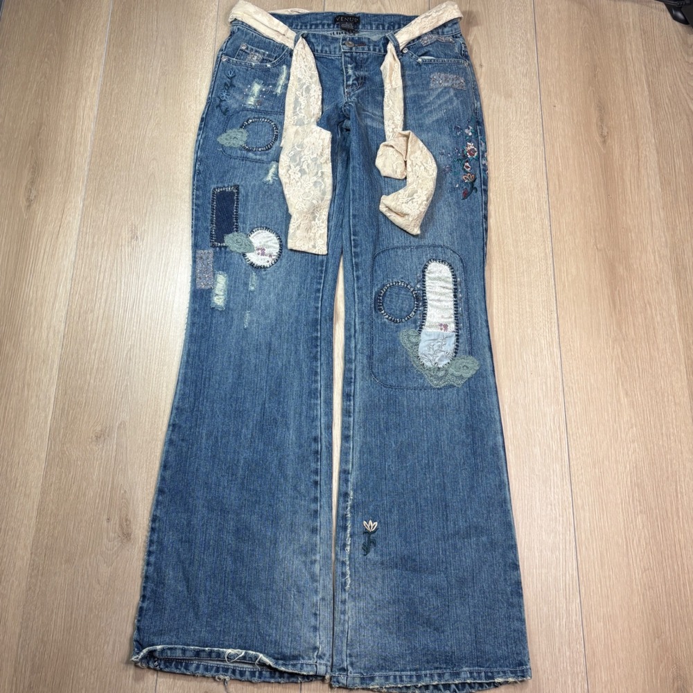 Venus Womens Y2K Flare Jeans Blue Denim Embroidered Lace Patchwork Low Rise SZ 6 - Picture 3 of 11